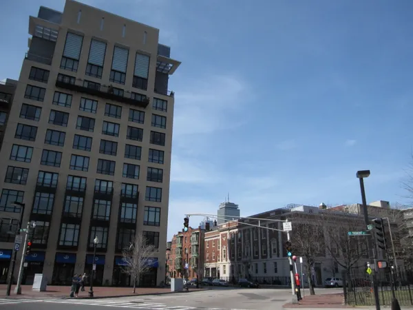 Man dies after South End hit-and-run; investigators seek driver and vehicle, police say